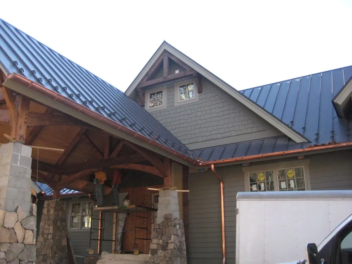 Craftsman Roofing team delivering quality roofing work in Saranap